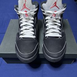 Jordan 5 Retro OG Black Metallic Reimagined 2025  Size 8