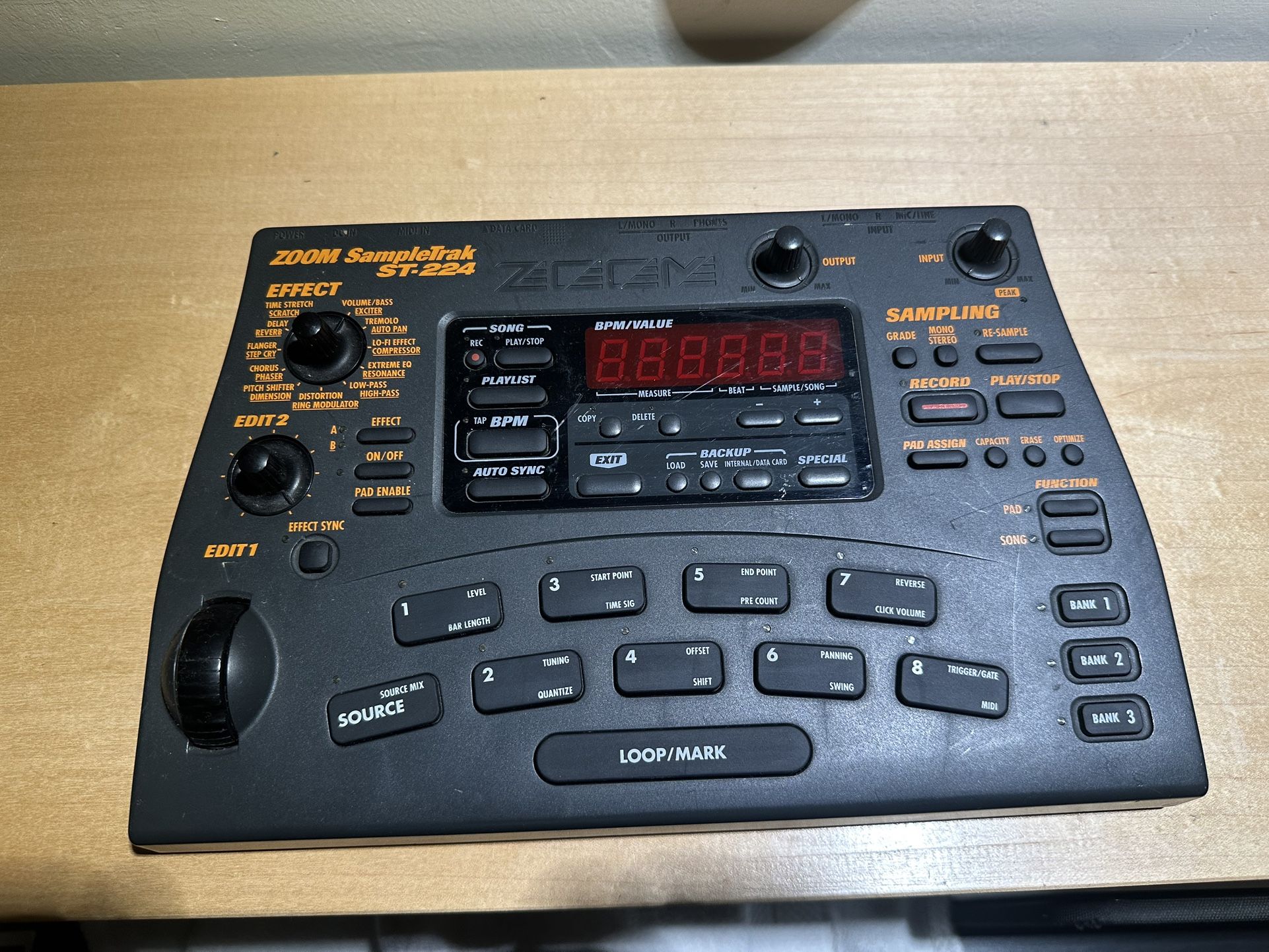Zoom SampleTrak ST-224