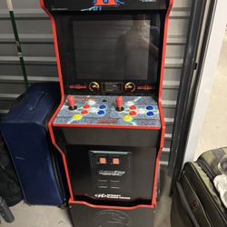 Arcade1Up Mortal Kombat II Legacy Edition Arcade Machine/ (With Riser)