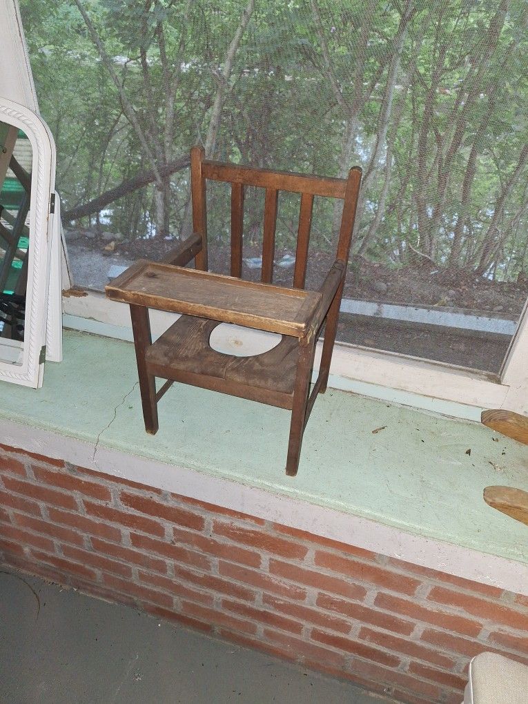 Antique Childrens Potty Training Seat