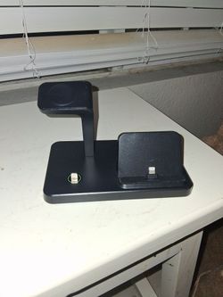 3-in-1 Wireless Charging Station Dock