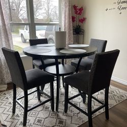 Dining Room Set 