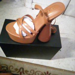 Women's Heels Size 5 & 1/2 