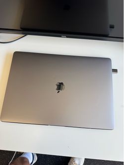 Apple MacBook Pro 16” – 1TB SSD / 16GB RAM – $450