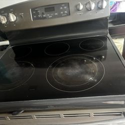 GE stove & Dishwasher 
