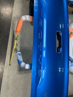 Toyota Tacoma tailgate