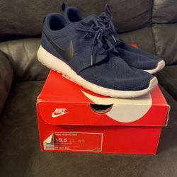 Nike Roshe One 10.5