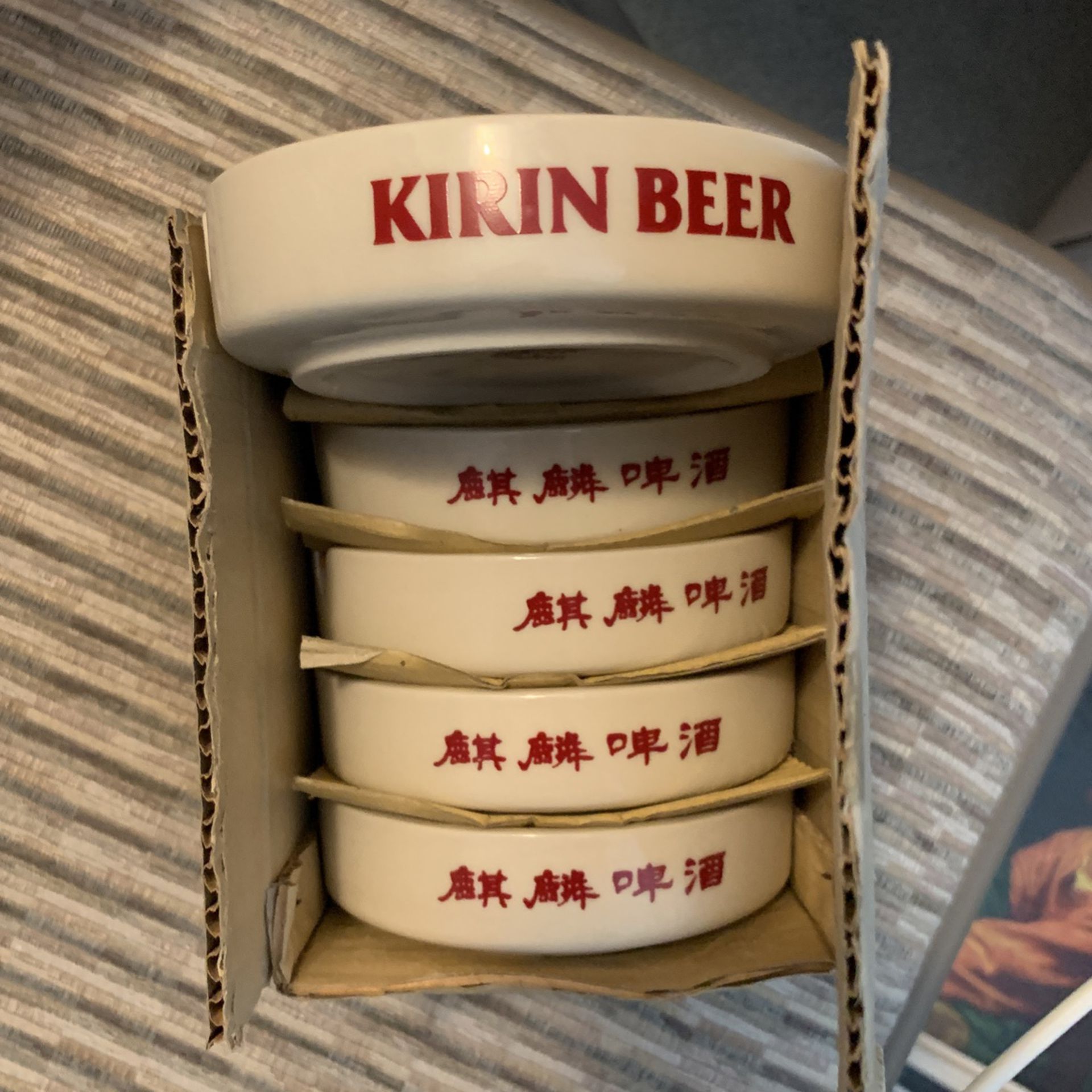 Kirin Beer Set Of 5 Ash Trays In Box
