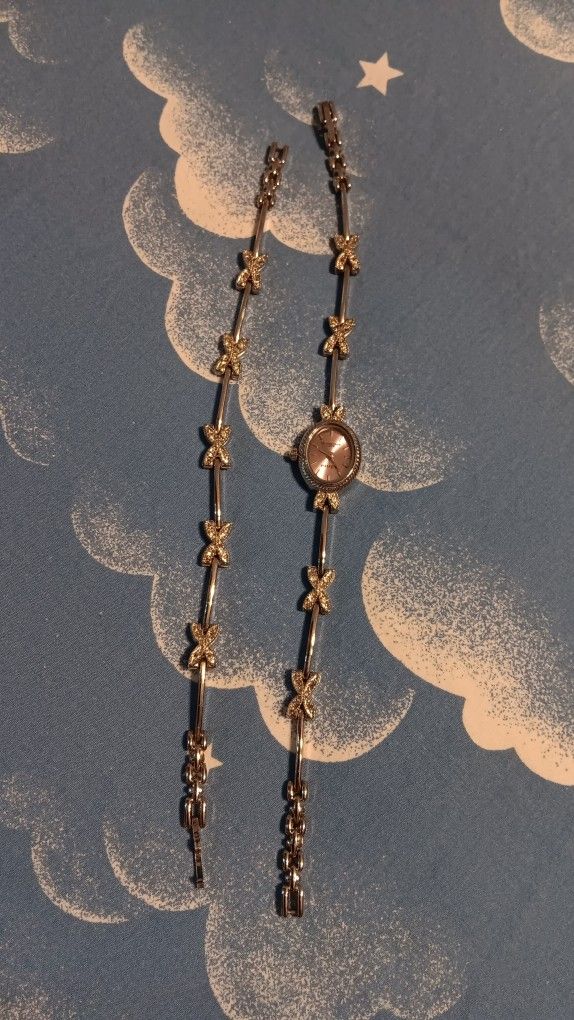 New Ladies Watch N Bracelet Set