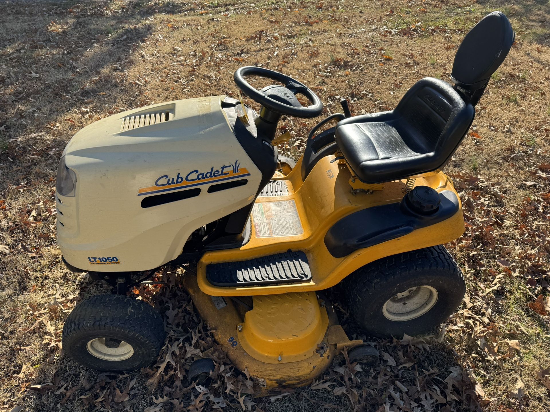 Cub Cadet LT1050 Riding Lawn Mower - 50” Deck