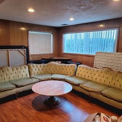 Vintage Velvet Green 3 Piece Sectional