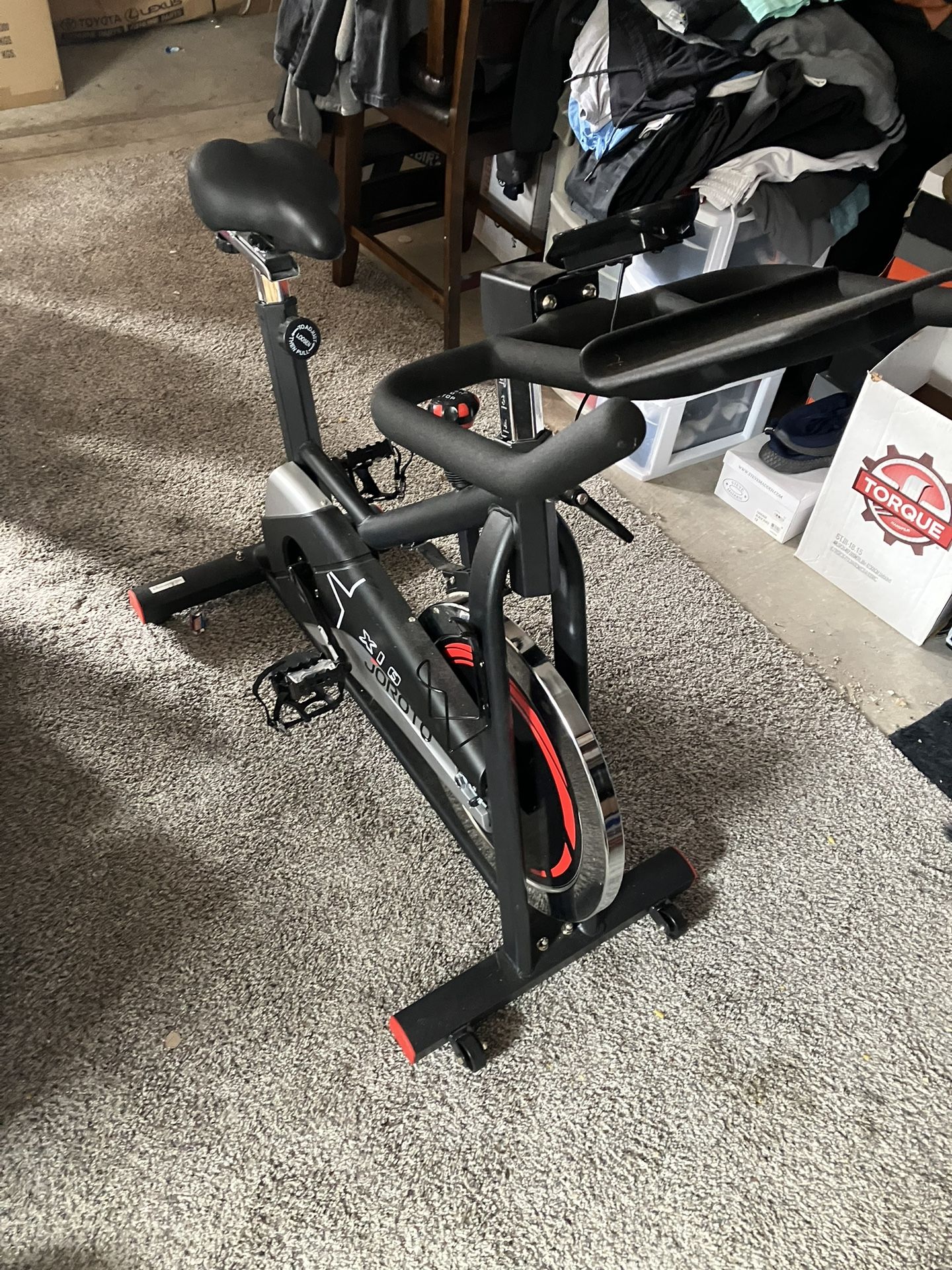 700c mens mongoose banish 2.0 bike