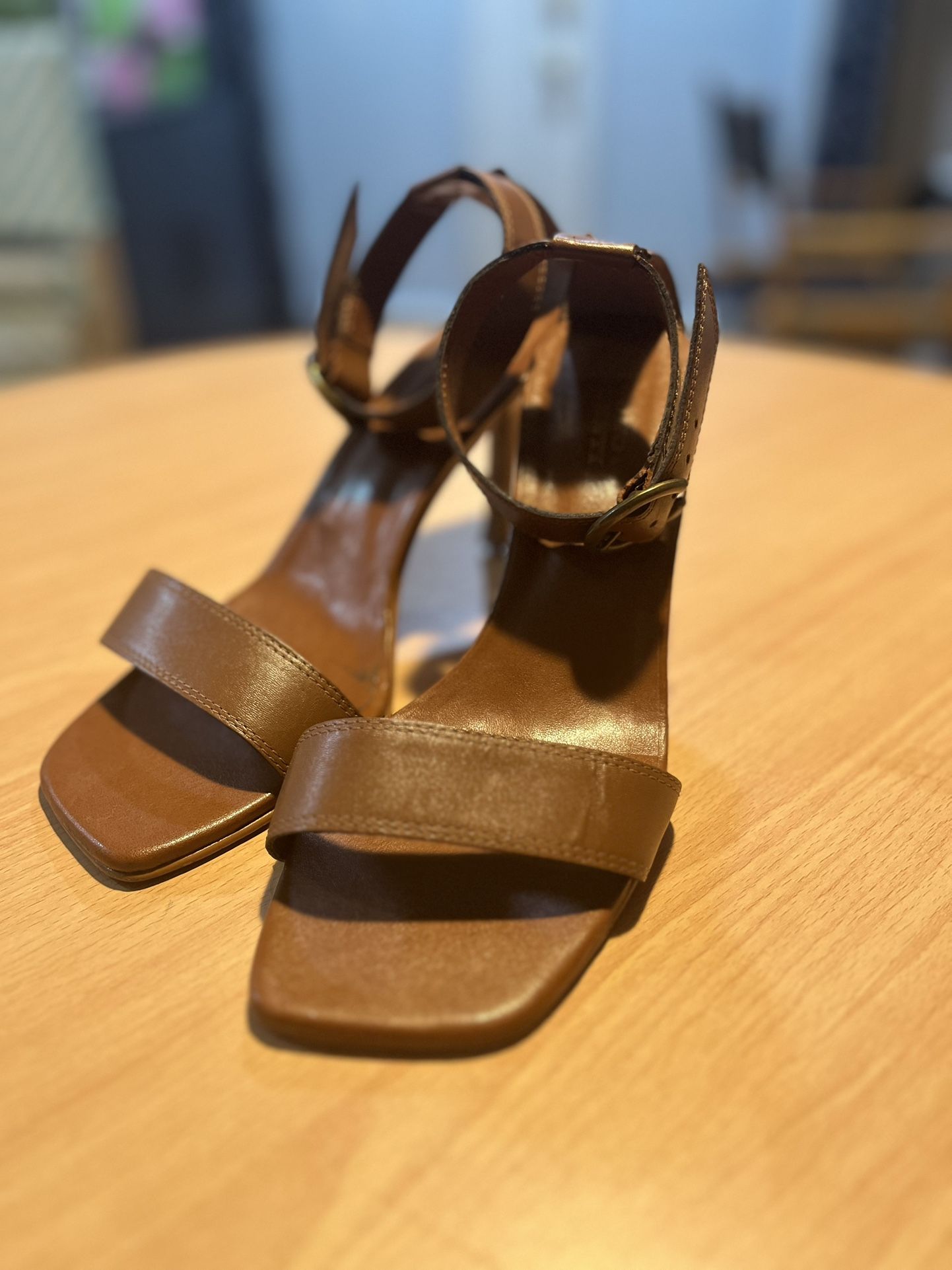 Bruno Valenti Women’s Brown Leather Strappy Sandals with Ankle Strap, Size: 10