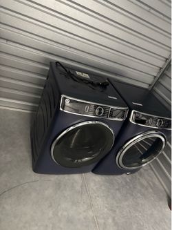 GE Saphire blue washer and dryer