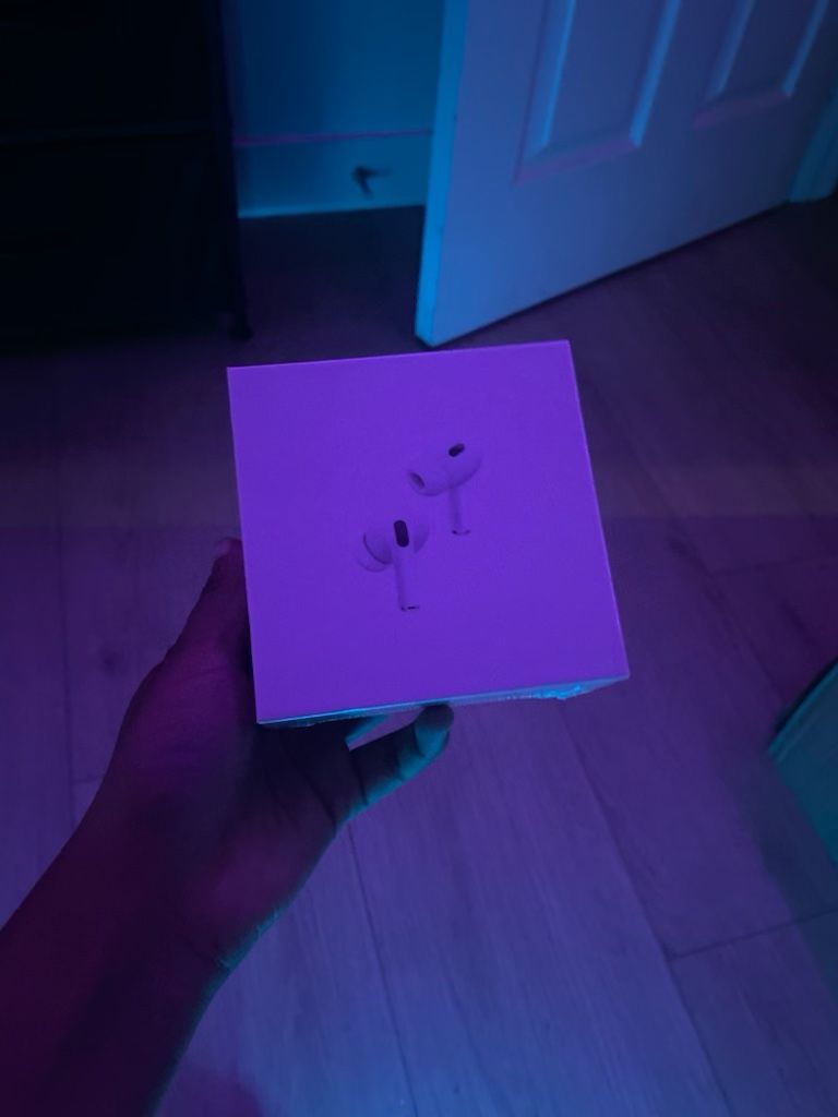 AirPods
