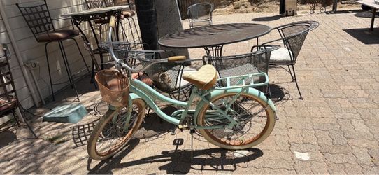 Huffy Nel Lusso Cruiser Bike