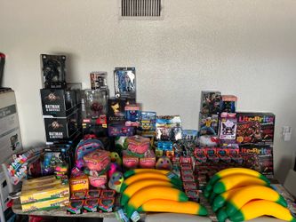 GINORMOUS HOT WHEELS GARAGE SALE THIS WEEKEND MAY 15TH, 16TH,  & 17TH FRIDAY SATURDAY AND SUNDAY   WILL BE HAVING DUMPLINGS, DC, COMICS, MONSTERS, ASC
