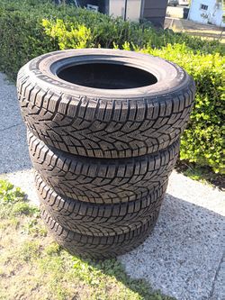 215/70 R16 General Altamix Artic 12 Studded Tires