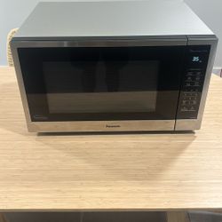 Panasonic 24 in. Width 2.2 cu. ft. 1250 Watt Countertop Panasonic Microwave in Stainless Steel with Sensor Cooking