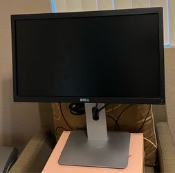 Dell Computer Monitors (Adjustable)