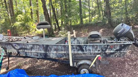 14’ Jon Boat w/ Trailer & 2 trolling motors