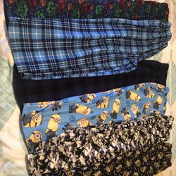Like New Boys Flannel Pajamas Size 8/10