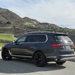 2020 BMW X7