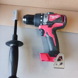 Milwaukee 18 Volt Brushless Hammer Drill