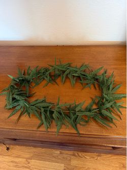 Fake Artificial Lei Garland Necklace