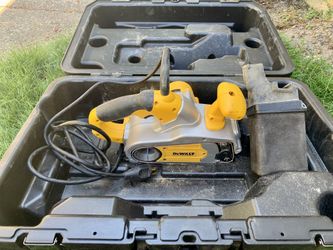 DeWALT Variable speed Belt Sander
