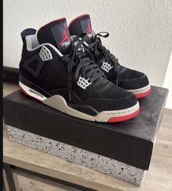 Jordan Retro 4’s Men’s 11.5 