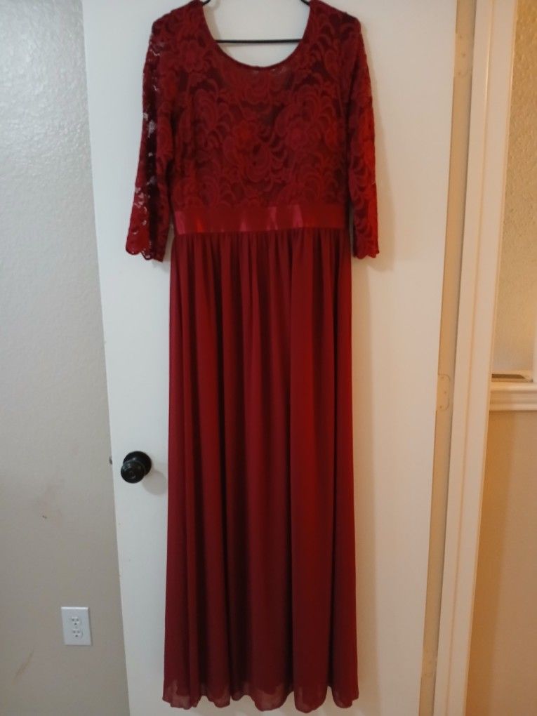 Red Elegant Dress Size 12 Like New