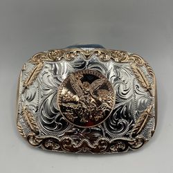 Belt buckle