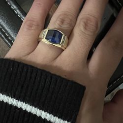 Men Gold Ring With Sapphire 