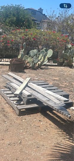 Not sure if u can repurpose free wood as shown