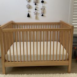 Crate & Kids (Crate & Barrel) Anderson Crib & Gap Baby Home Mattress