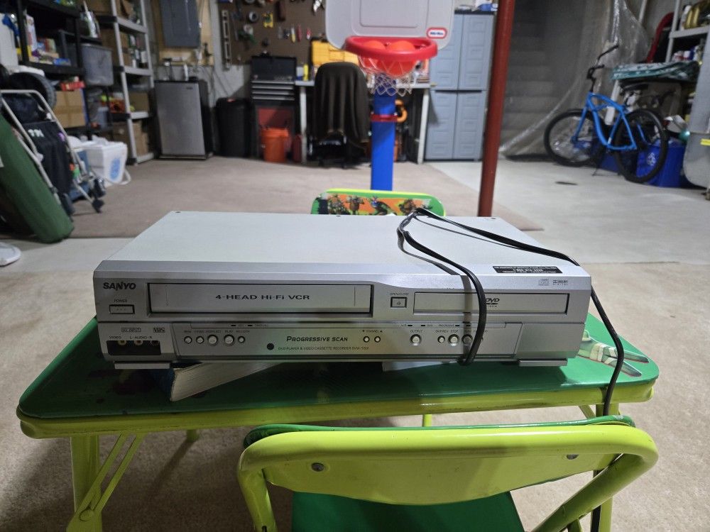 DVD VCR Combo Deck