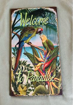 🌸”Welcome to Paradise” Wall Plaque