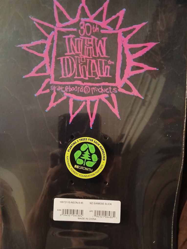 New DEAL 30TH ANNIVERSARY Siamese Board