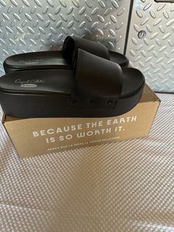De Scholls Shoes Size 9