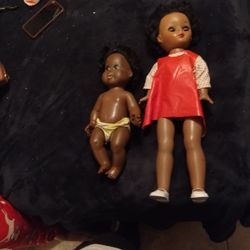 Vintage African Dolls- Big Sister & Little Sister....