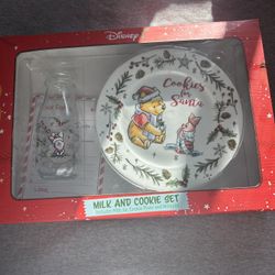 Winnie the pooh , Milk and Cookies for santa set