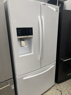 Samsung French door in glossy white