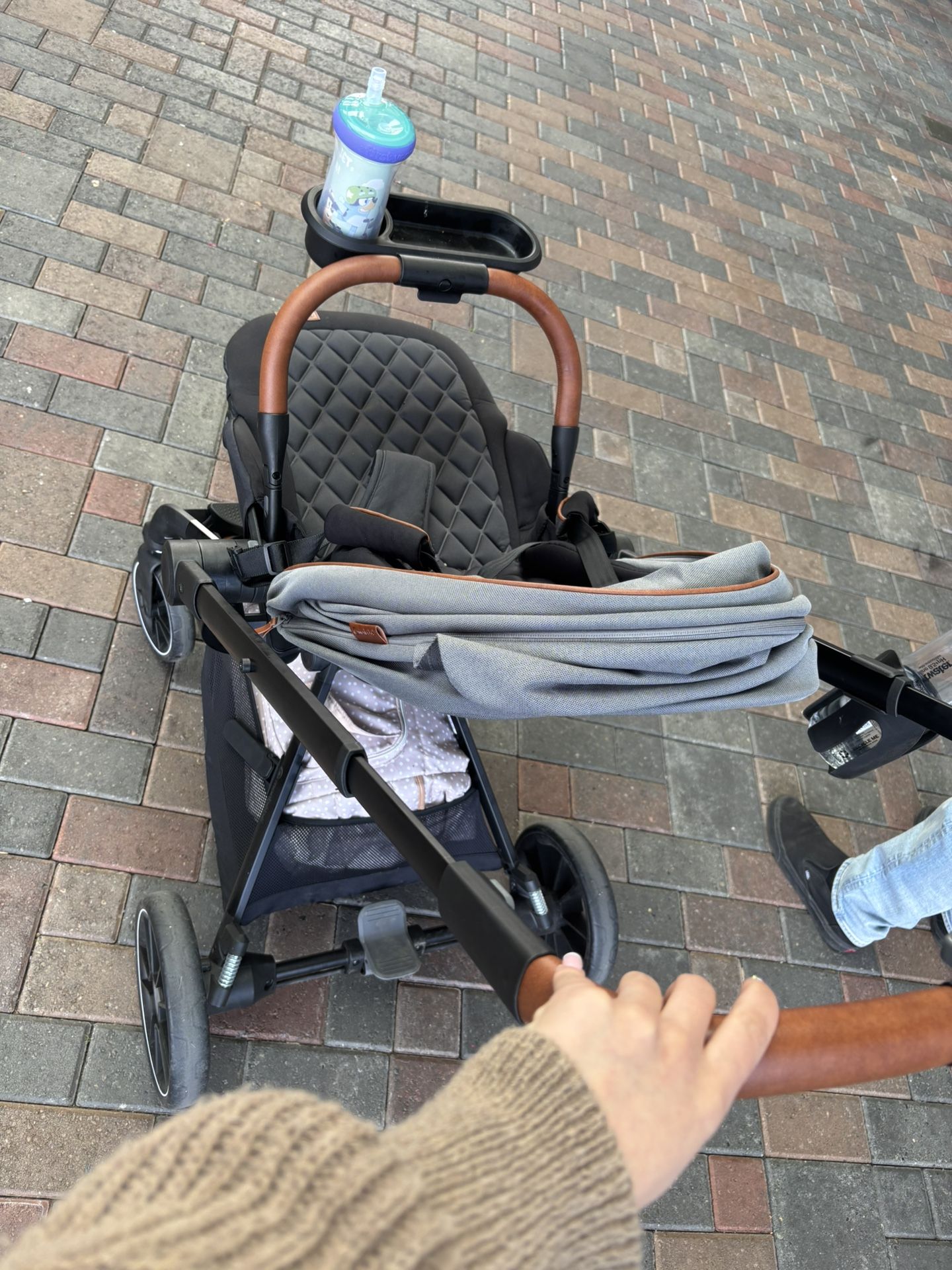 Monobebe 360 stroller