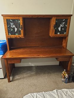 Free desk