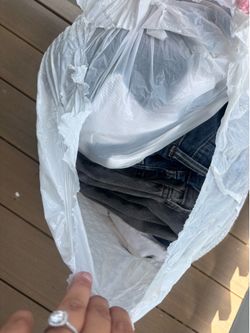 $10 for bag of men’s clothes