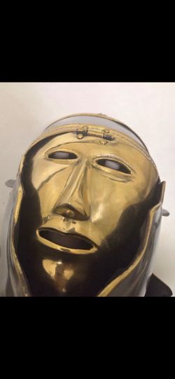 Helemt art decoration