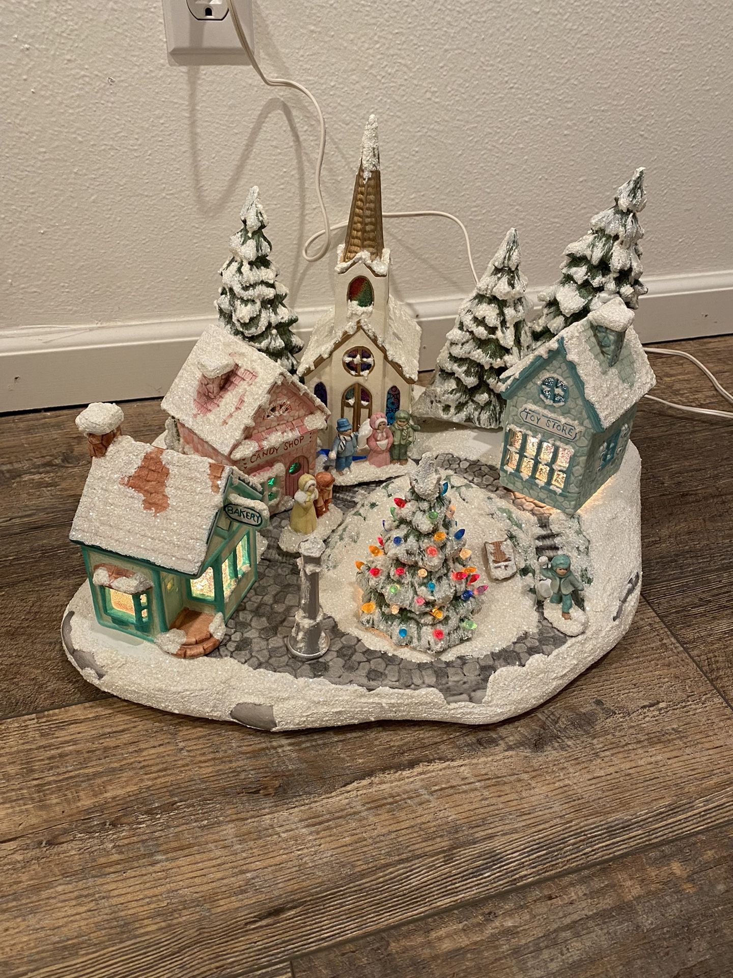 Beautiful Light Up Ceramic Christmas Village 