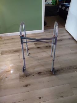 Folding Walker with Front Wheels