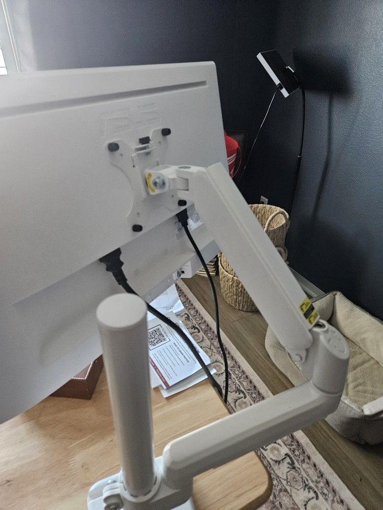 White Monitor Arm Adjuatable